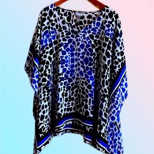 Chico’s Travelers Caftan Size 1, Black and Royal Blue, leopard print